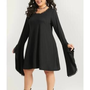 BLOOMCHIC 18-20 2X Plus Halloween Lace Round Neck Bell Sleeve Dress NWT B26